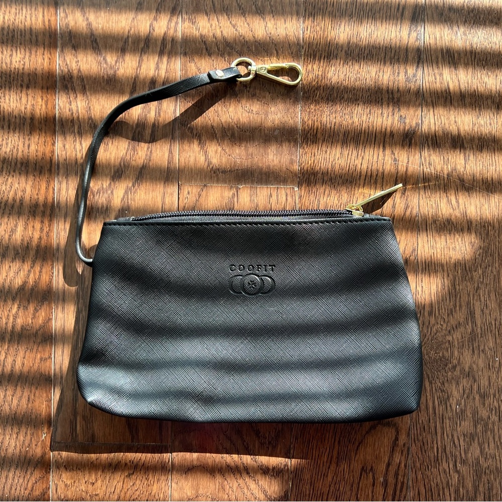 COOFIT Wristlet/Pouch